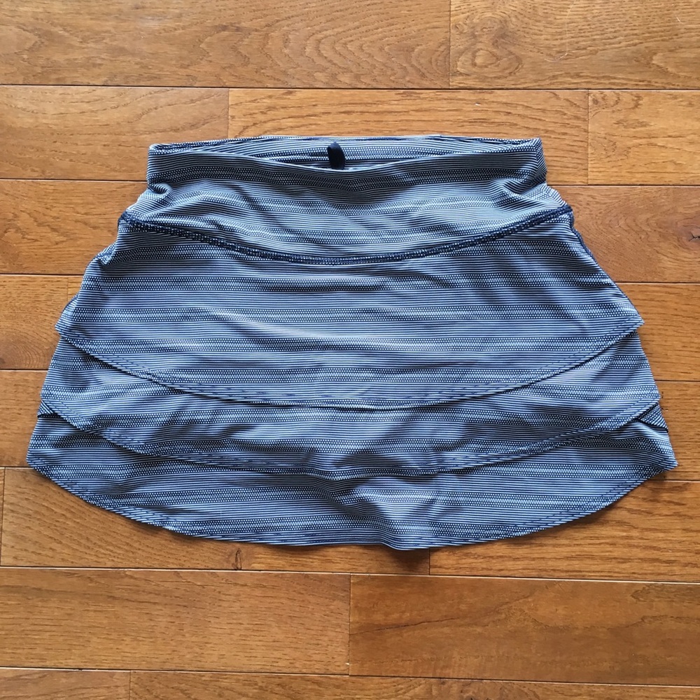 💙Athleta Swagger Skirt/Skort💙 - Picture 2 of 8